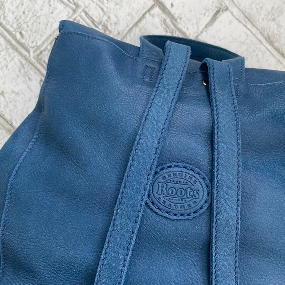 Roots Backpack - Picture 4 of 12